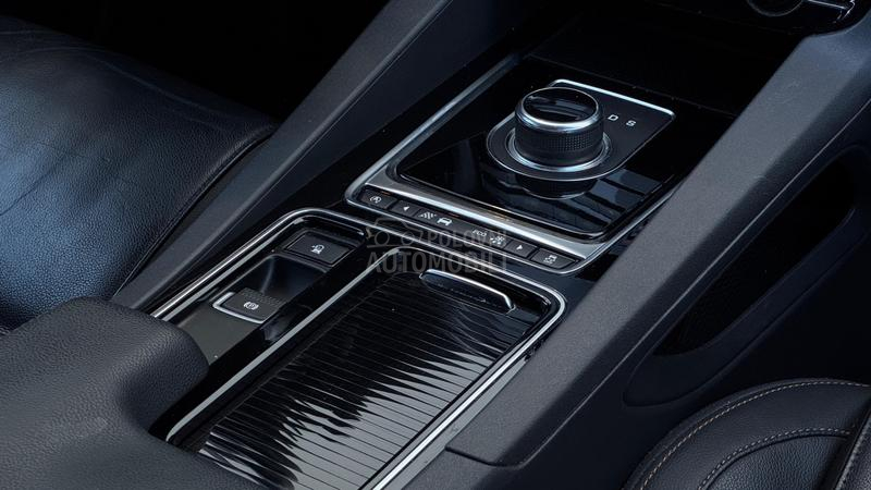Jaguar F pace Virtual/AWD/Nav