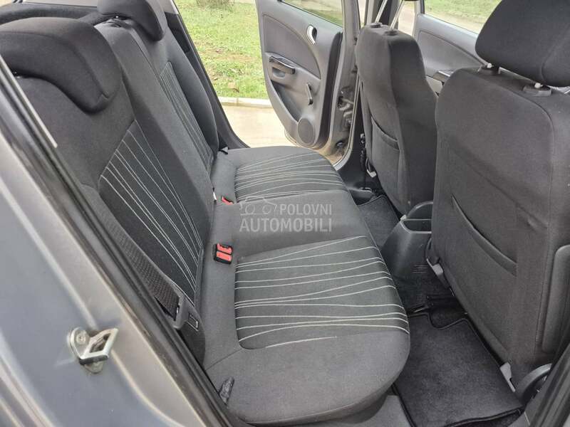 Opel Corsa D 1.3 CDTI T.O.P