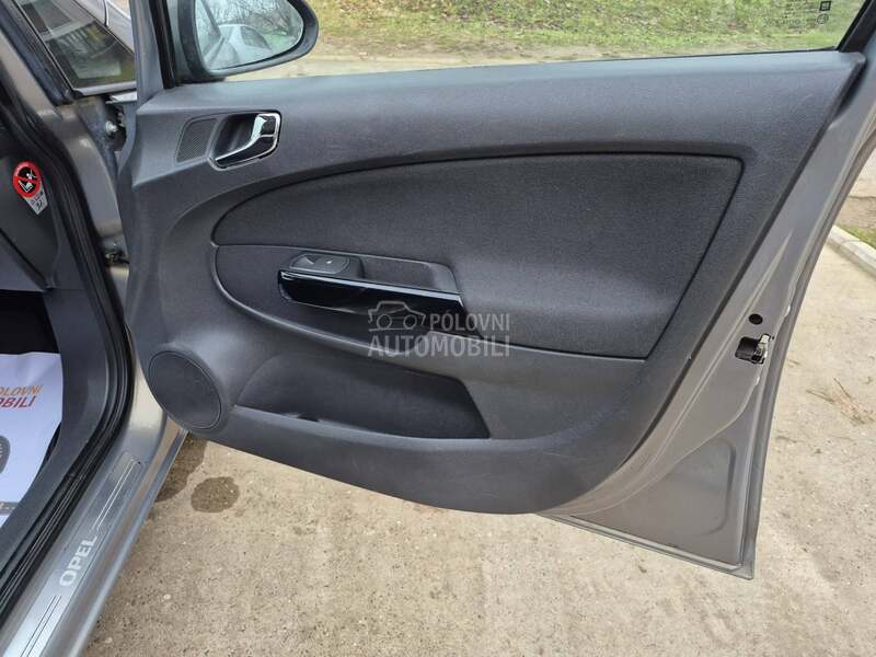 Opel Corsa D 1.3 CDTI T.O.P