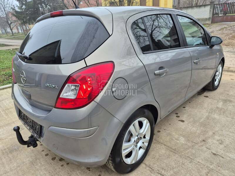 Opel Corsa D 1.3 CDTI T.O.P