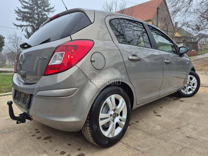 Opel Corsa D 1.3 CDTI T.O.P