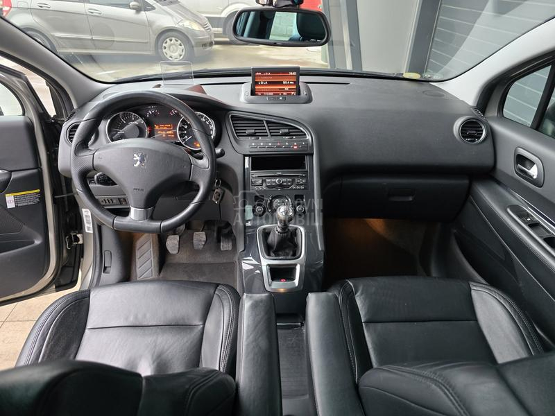 Peugeot 5008 2.0 HDI PANO