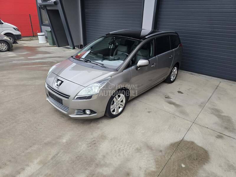 Peugeot 5008 2.0 HDI PANO