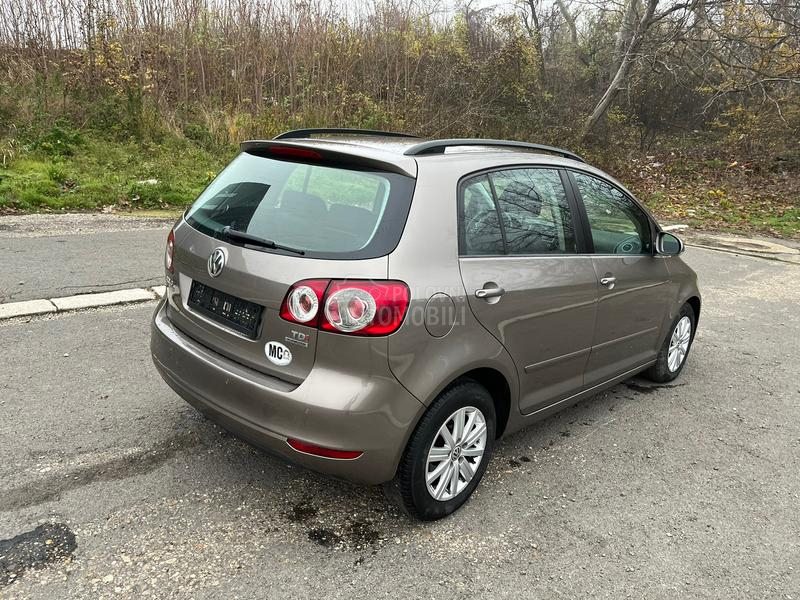 Volkswagen Golf Plus 1.6 TDI DSG NOV