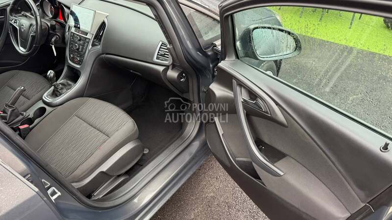 Opel Astra J 1.4 2015