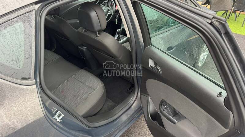 Opel Astra J 1.4 2015