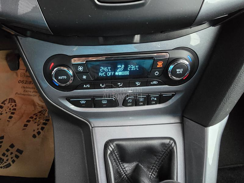 Ford Focus 1.6 TDCI TITANIUM