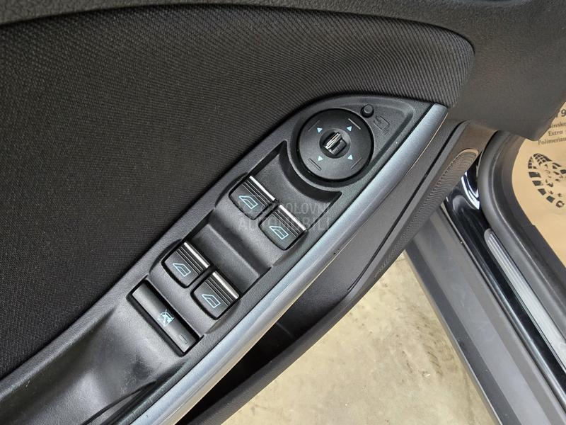 Ford Focus 1.6 TDCI TITANIUM