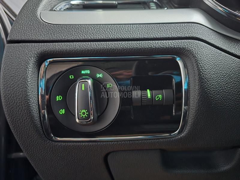 Škoda Superb 1.6 TDI HIGHLINE