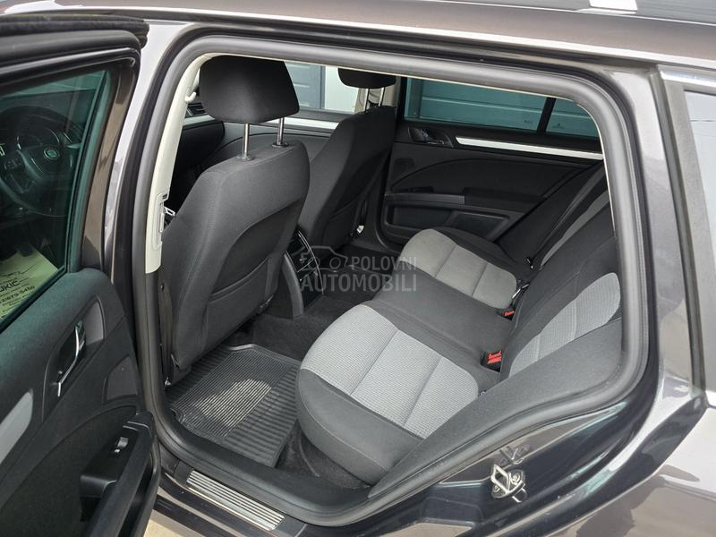 Škoda Superb 1.6 TDI HIGHLINE