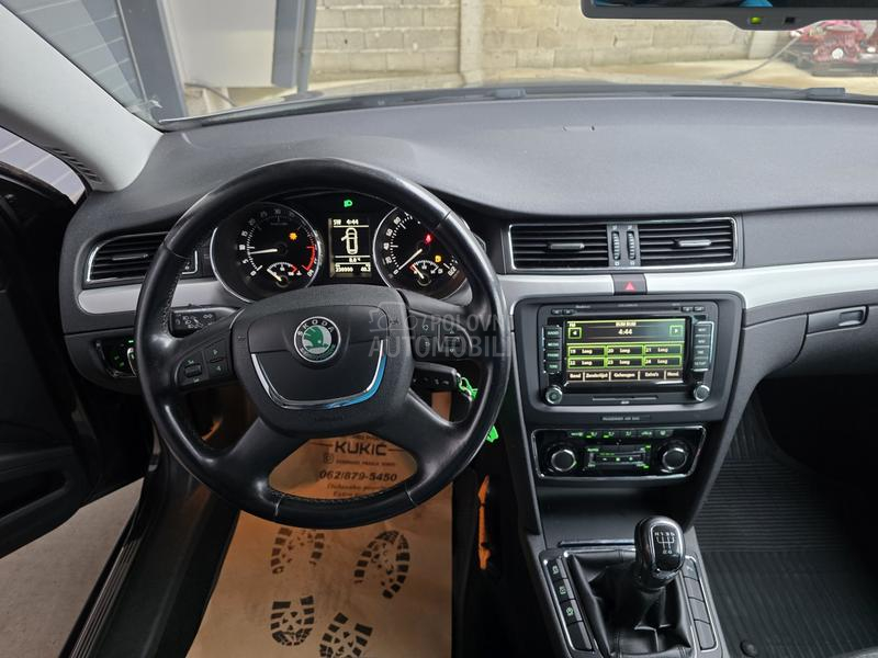 Škoda Superb 1.6 TDI HIGHLINE