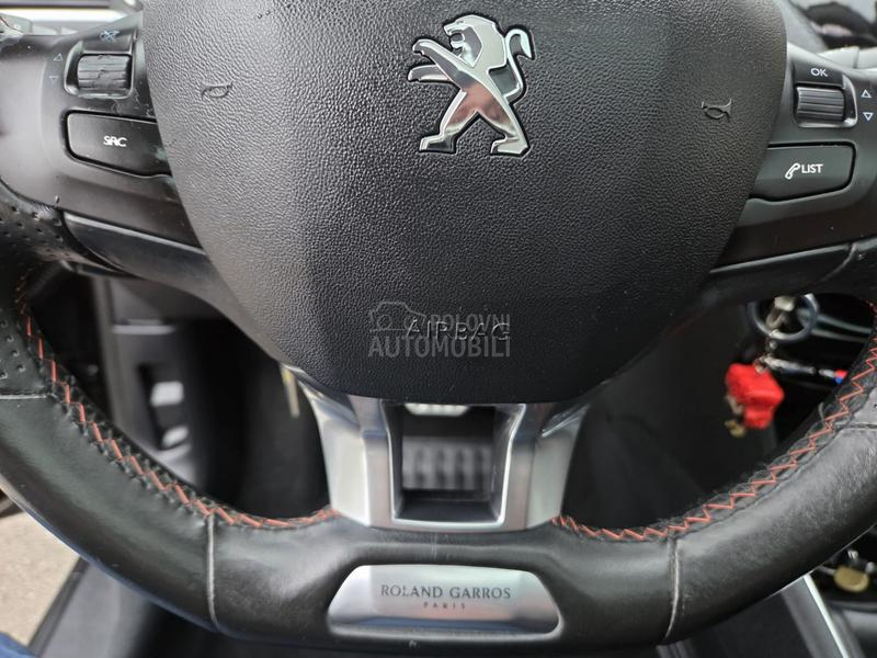Peugeot 208 ROLAND GARROS MATIK