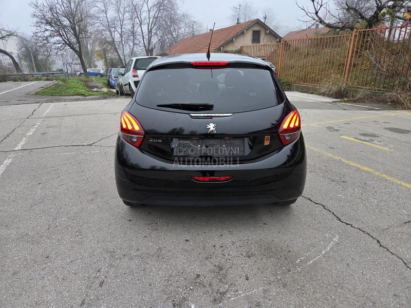 Peugeot 208 ROLAND GARROS MATIK