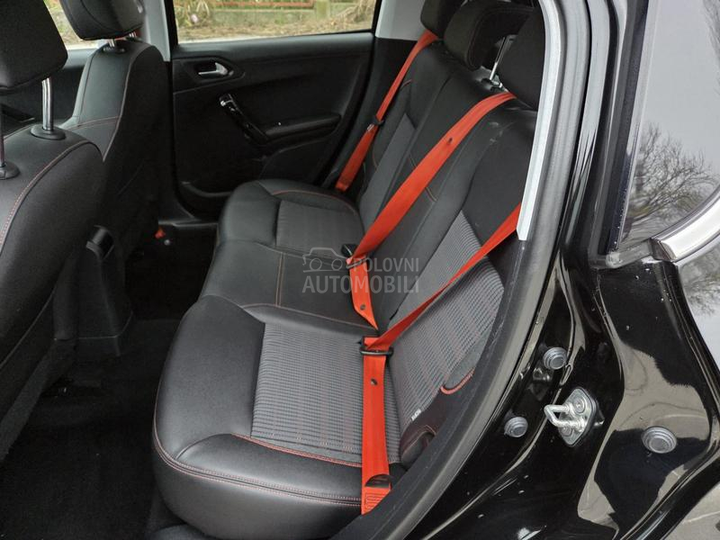 Peugeot 208 ROLAND GARROS MATIK