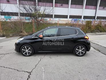 Peugeot 208 ROLAND GARROS MATIK