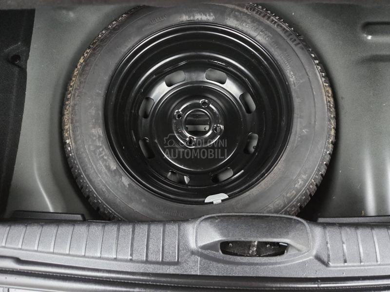 Peugeot 208 ROLAND GARROS MATIK