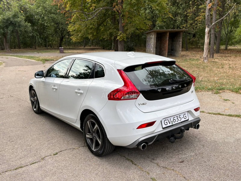 Volvo V40 r-design 2.0diz D2