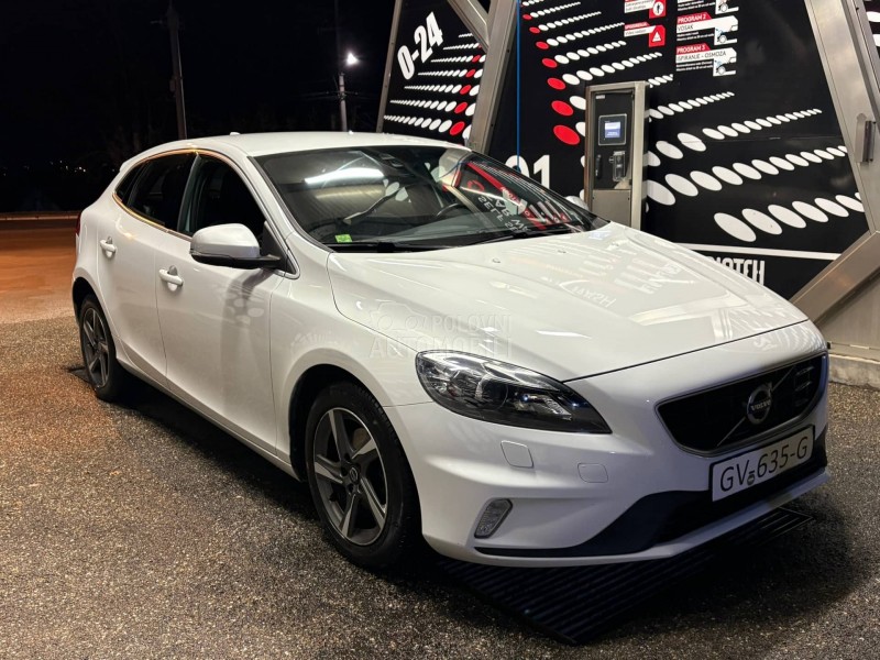 Volvo V40 r-design 2.0diz D2