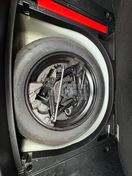 Volvo V40 r-design 2.0diz D2