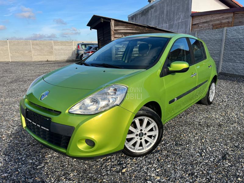 Renault Clio 1.2 16V 121. OOO k m