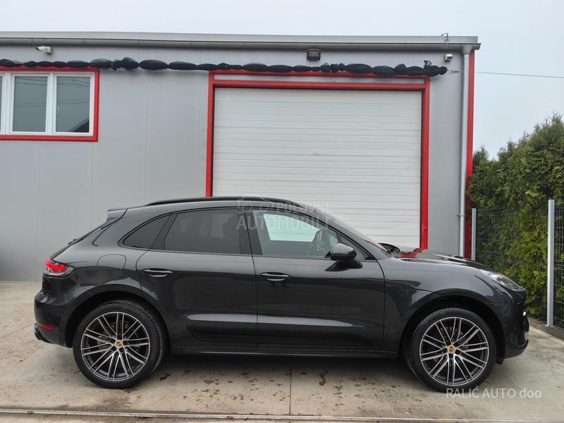 Porsche Macan AWD/AIRMATIC/21