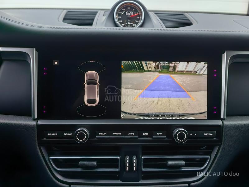 Porsche Macan AWD/AIRMATIC/21