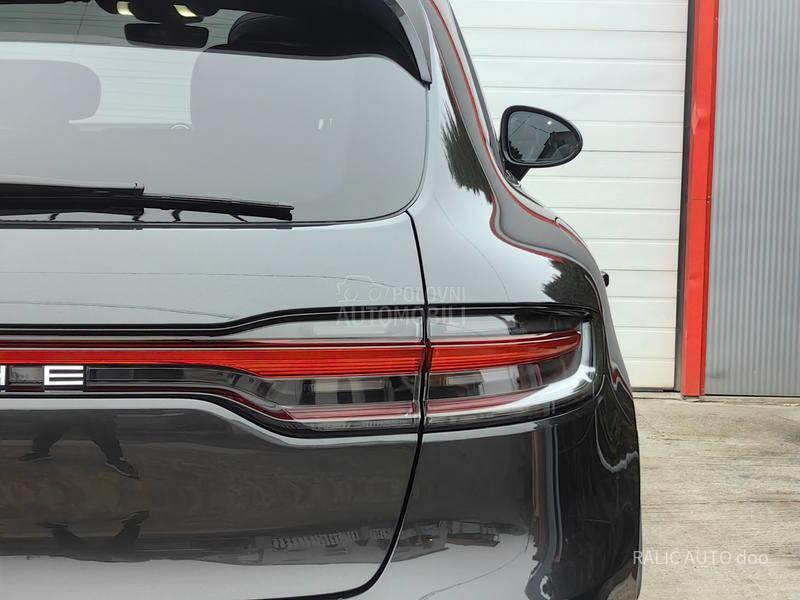 Porsche Macan AWD/AIRMATIC/21