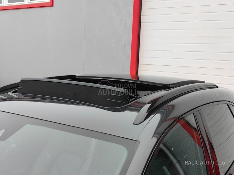 Porsche Macan AWD/AIRMATIC/21