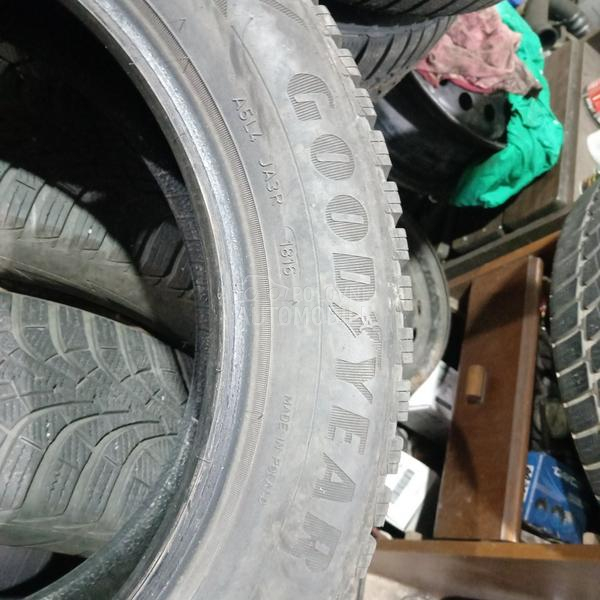 Goodyear 195/60 R16 Zimska