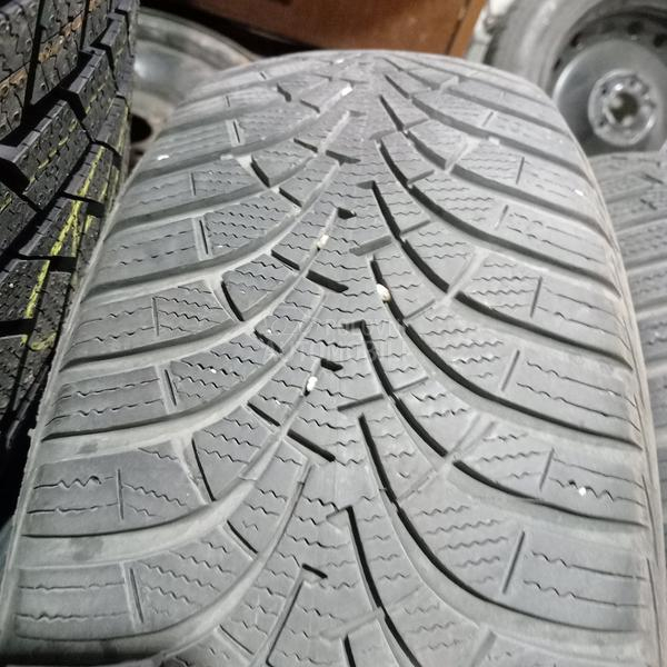 Goodyear 195/60 R16 Zimska