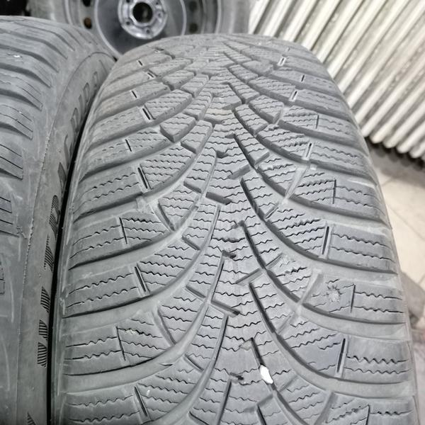 Goodyear 195/60 R16 Zimska