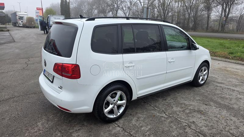 Volkswagen Touran 1,6TDI DSG