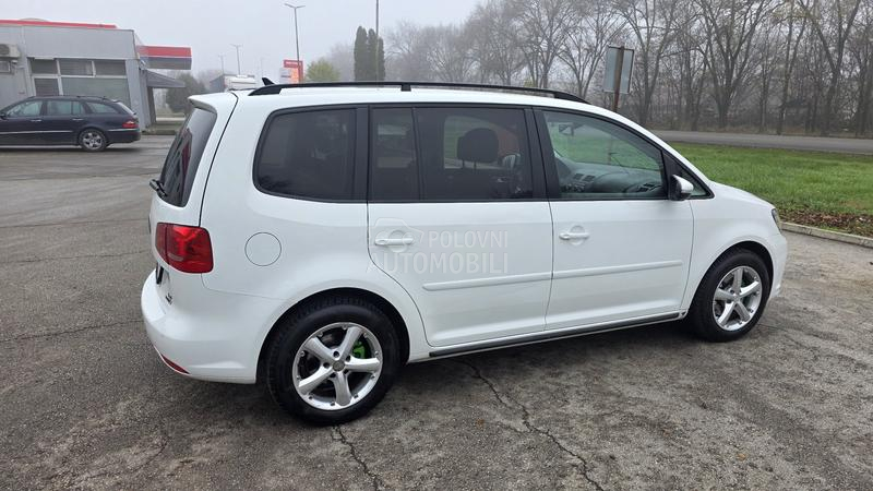 Volkswagen Touran 1,6TDI DSG