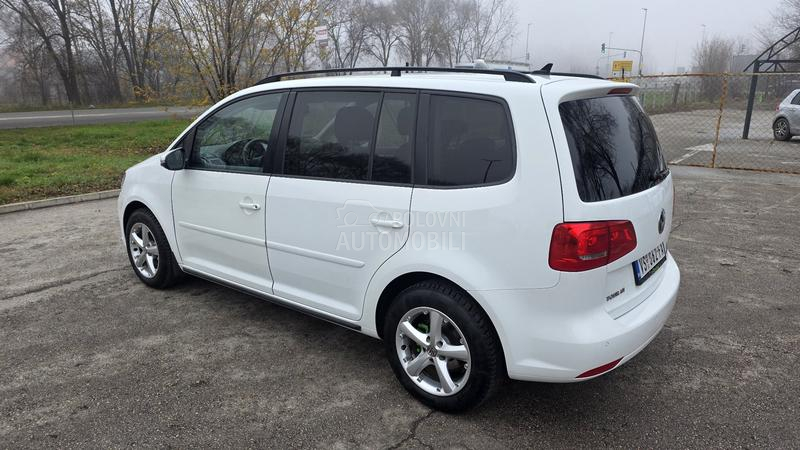 Volkswagen Touran 1,6TDI DSG