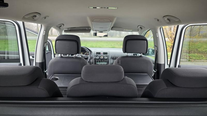 Volkswagen Touran 1,6TDI DSG