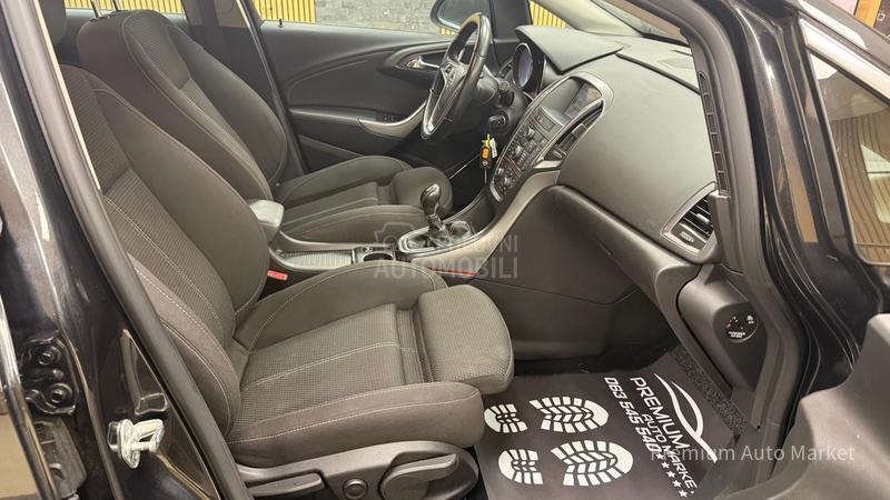 Opel Astra J /1.7CDTI//XENON//FUL