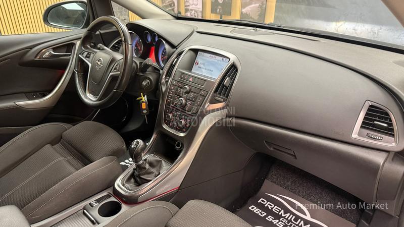 Opel Astra J /1.7CDTI//XENON//FUL