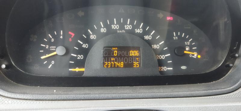 Mercedes Benz Vito 109