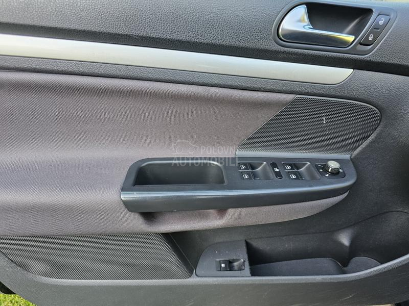 Volkswagen Golf 5 1.4