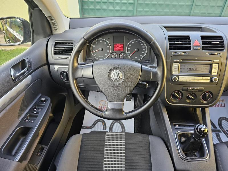 Volkswagen Golf 5 1.4