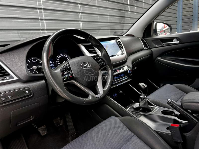 Hyundai Tucson 1.6b Nav/Led/MF/DCC