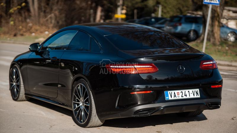 Mercedes Benz E 220 AMG