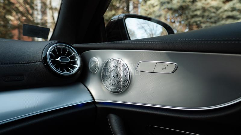 Mercedes Benz E 220 AMG