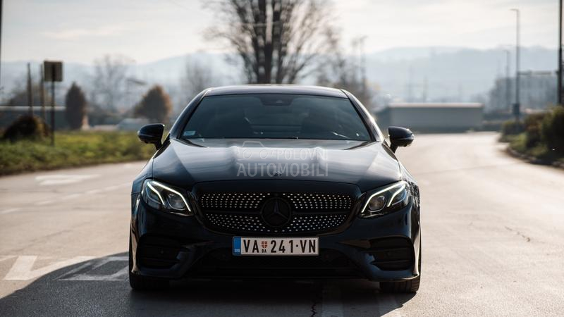 Mercedes Benz E 220 AMG