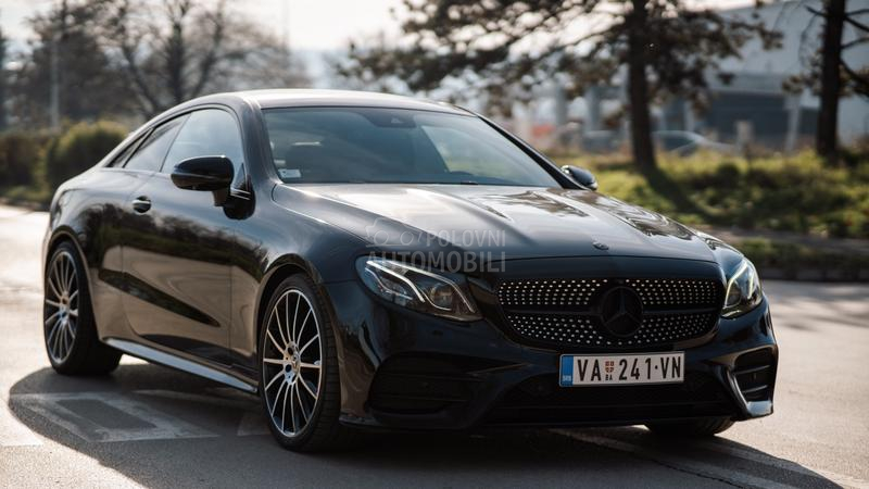 Mercedes Benz E 220 AMG