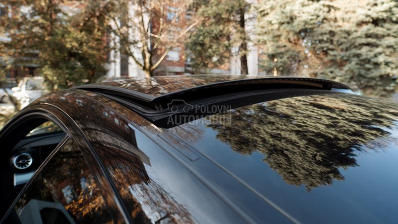 Mercedes Benz E 220 AMG