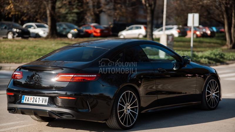 Mercedes Benz E 220 AMG