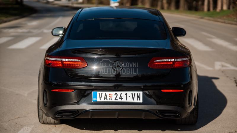 Mercedes Benz E 220 AMG