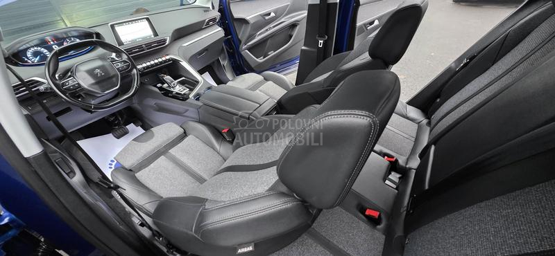 Peugeot 3008 1.5hdi Alure/Premium