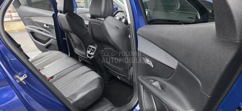 Peugeot 3008 1.5hdi Alure/Premium